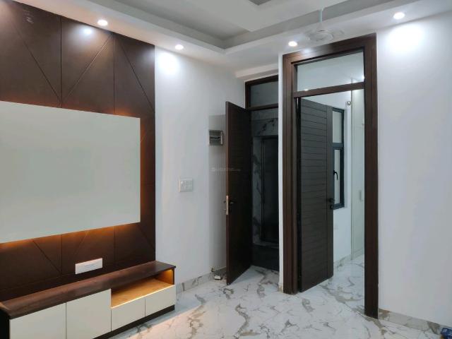 2 BHK Apartment in Indirapuram for resale Ghaziabad. The reference number is 15328516