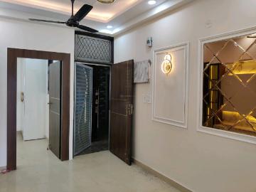 2 BHK Apartment in Indirapuram for resale Ghaziabad. The reference number is 18921726