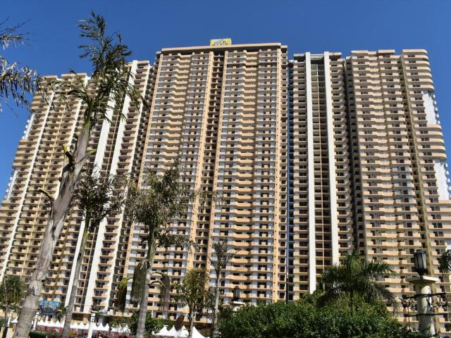 2 BHK Apartment in Indirapuram for resale Ghaziabad. The reference number is 19910737