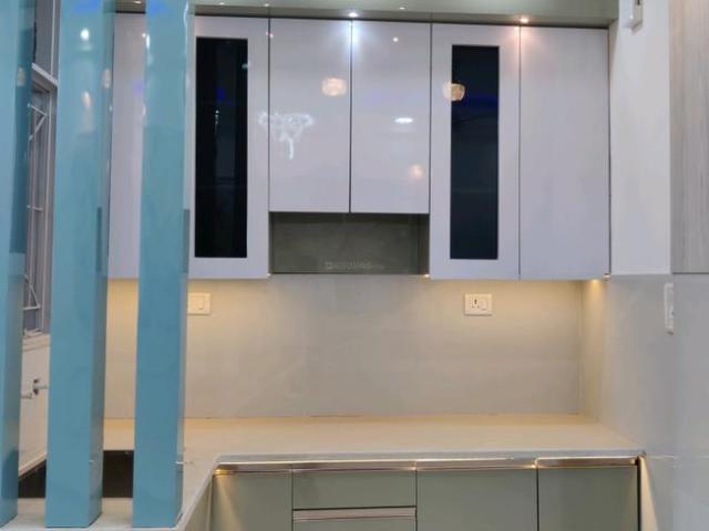 2 BHK Apartment in Indirapuram for resale Ghaziabad. The reference number is 19061442