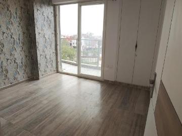 2 BHK Apartment in Indirapuram for resale Ghaziabad. The reference number is 20299866