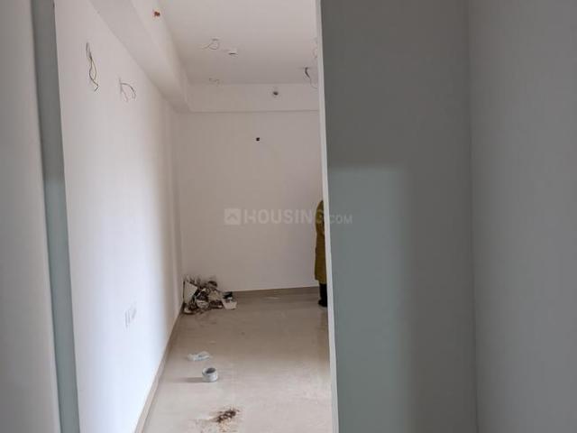 2 BHK Apartment in Indirapuram for resale Ghaziabad. The reference number is 21065216