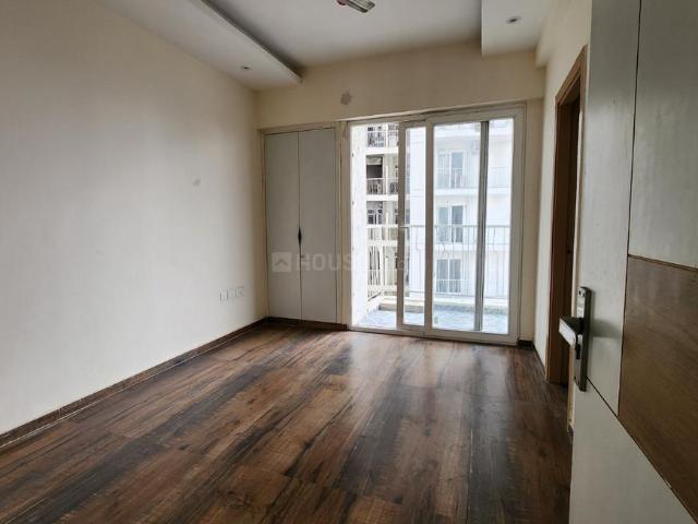 2 BHK Apartment in Indirapuram for resale Ghaziabad. The reference number is 21307714