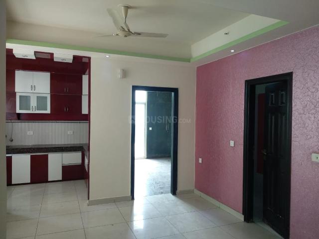 2 BHK Apartment in Indirapuram for resale Ghaziabad. The reference number is 21354590