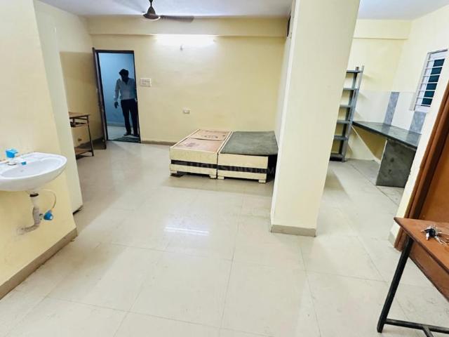 2 BHK Apartment in Indra Puri Colony for rent Indore. The reference number is 18933689
