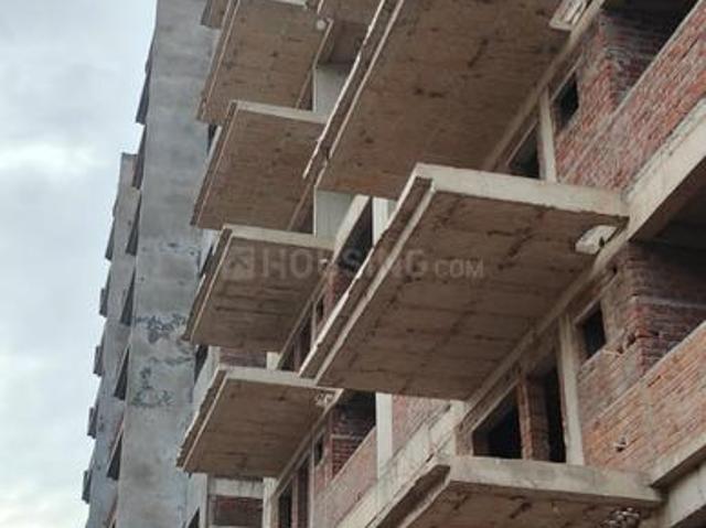 2 BHK Apartment in Isnapur for resale Sangareddy. The reference number is 19003243