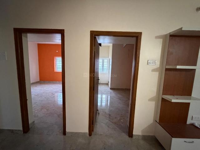 2 BHK Apartment in Iyyappanthangal for rent Chennai. The reference number is 21116158