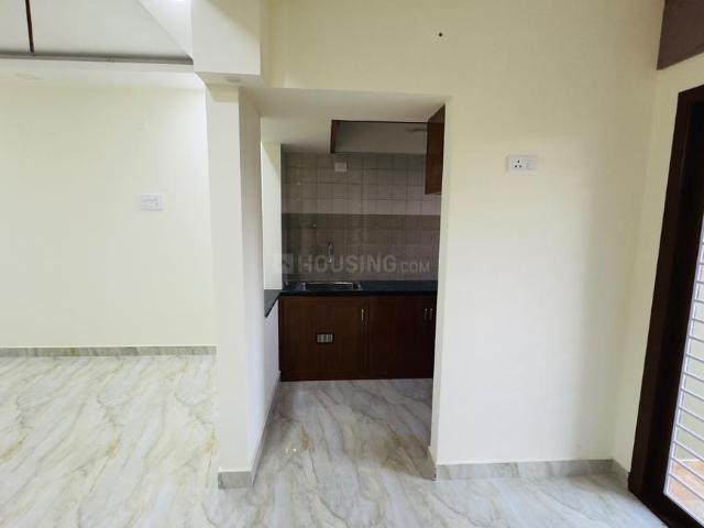 2 BHK Apartment in Iyyappanthangal for rent Chennai. The reference number is 21151576