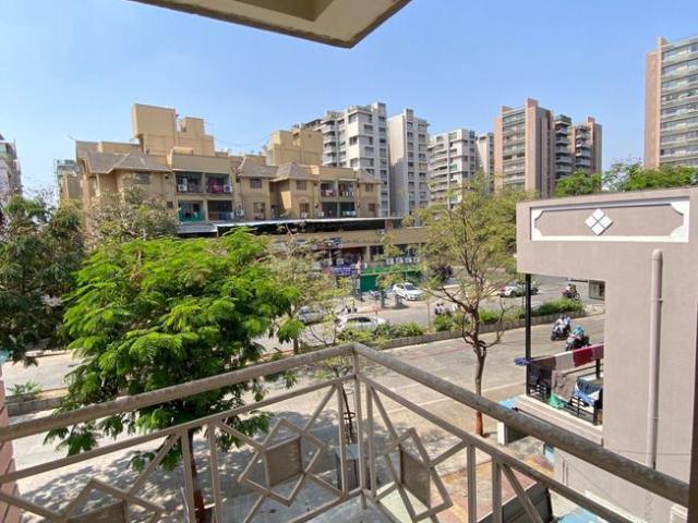 2 BHK Apartment in Jodhpur for rent Ahmedabad. The reference number is 19669568