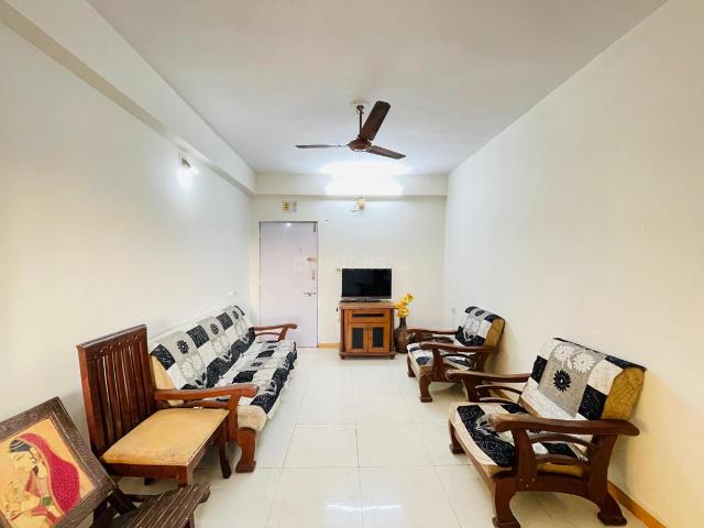2 BHK Apartment in Jodhpur for rent Ahmedabad. The reference number is 19791337