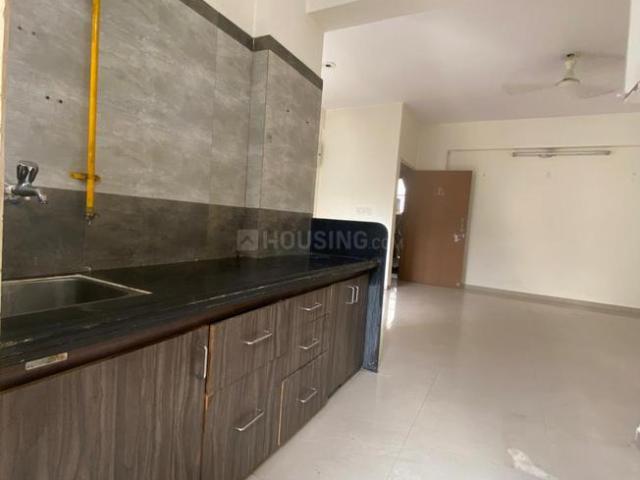 2 BHK Apartment in Jodhpur for rent Ahmedabad. The reference number is 20643768