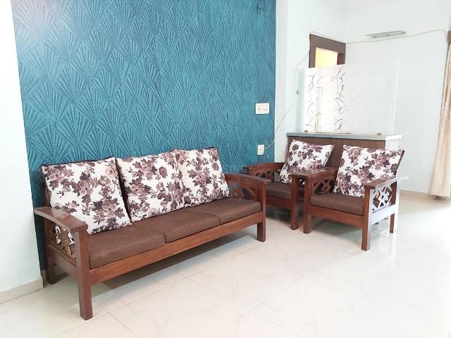 2 BHK Apartment in Jodhpur for rent Ahmedabad. The reference number is 20147106