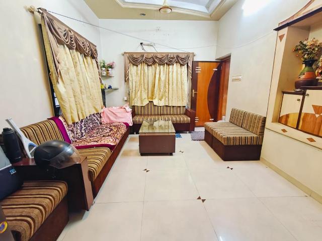 2 BHK Apartment in Jodhpur for rent Ahmedabad. The reference number is 21024739
