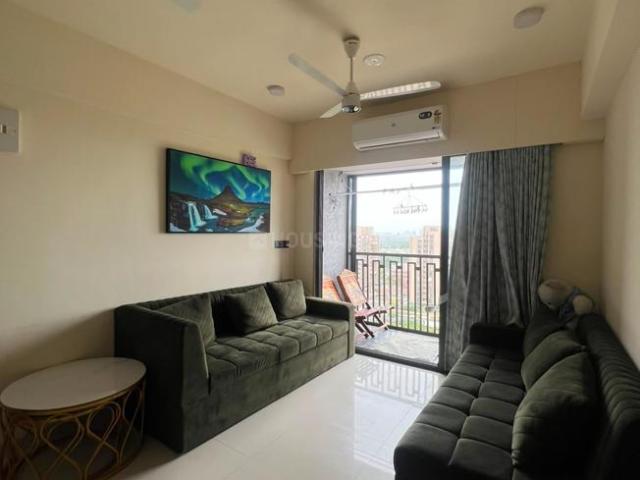 2 BHK Apartment in Jodhpur for rent Ahmedabad. The reference number is 21024749