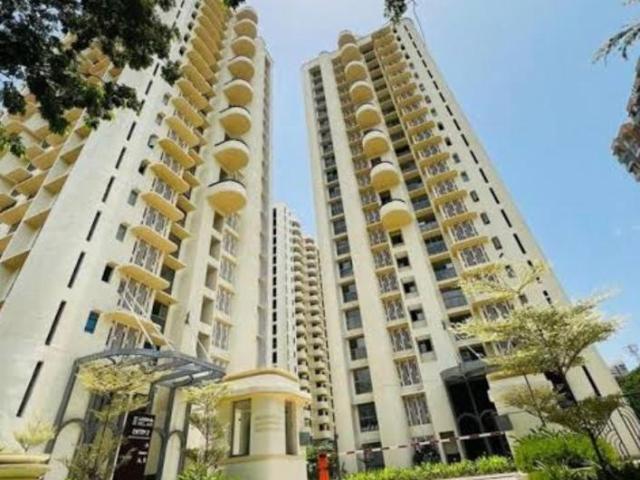 2 BHK Apartment in Jogeshwari West for rent Mumbai. The reference number is 9921199