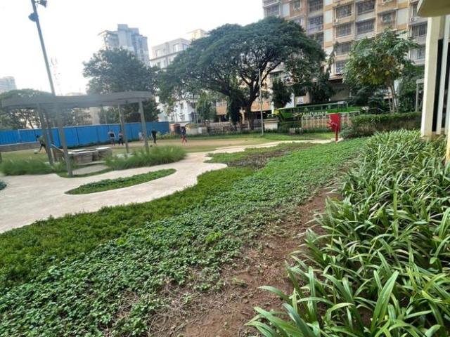 2 BHK Apartment in Jogeshwari West for rent Mumbai. The reference number is 10694633