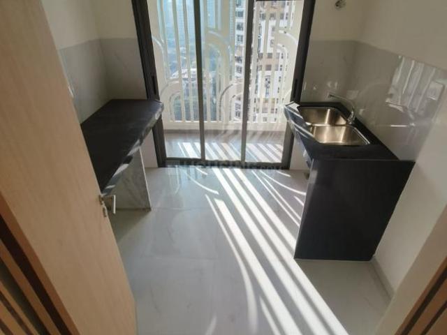 2 BHK Apartment in Jogeshwari West for rent Mumbai. The reference number is 19631684