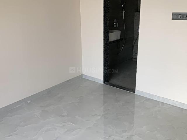 2 BHK Apartment in Jogeshwari West for rent Mumbai. The reference number is 20129901