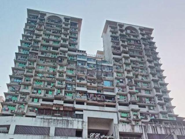 2 BHK Apartment in Jogeshwari West for rent Mumbai. The reference number is 20267061
