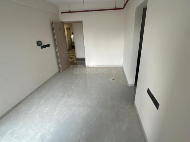 2 BHK Apartment in Jogeshwari West for rent Mumbai. The reference number is 21064334