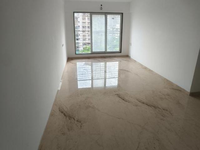 2 BHK Apartment in Jogeshwari West for rent Mumbai. The reference number is 21032604