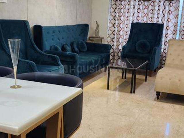 2 BHK Apartment in Jogeshwari West for resale Mumbai. The reference number is 14997647