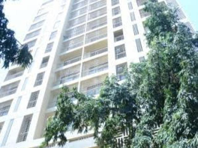2 BHK Apartment in Jogeshwari West for resale Mumbai. The reference number is 21108541