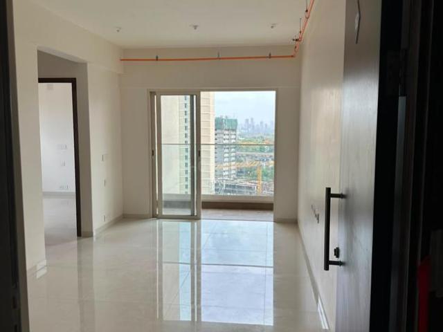 2 BHK Apartment in Jogeshwari East for rent Mumbai. The reference number is 20751480