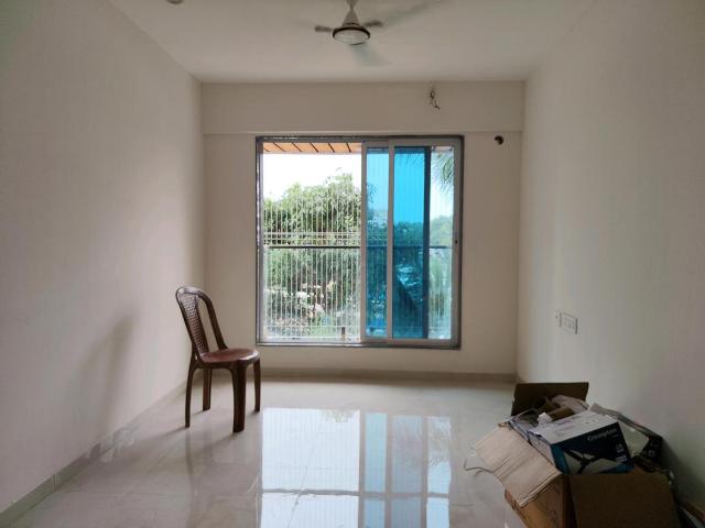 2 BHK Apartment in Jogeshwari East for rent Mumbai. The reference number is 20847160