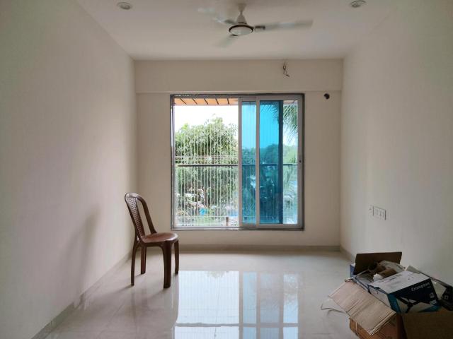 2 BHK Apartment in Jogeshwari East for rent Mumbai. The reference number is 20847175