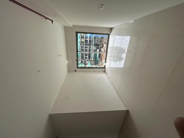 2 BHK Apartment in Jogeshwari East for rent Mumbai. The reference number is 20965511