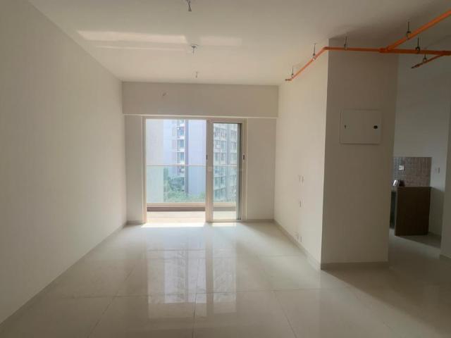 2 BHK Apartment in Jogeshwari East for rent Mumbai. The reference number is 20939475