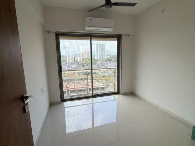 2 BHK Apartment in Jogeshwari East for rent Mumbai. The reference number is 21127540