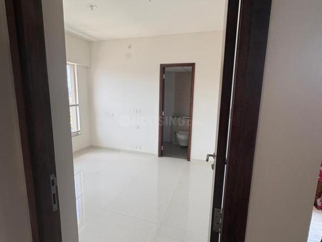 2 BHK Apartment in Jogeshwari East for rent Mumbai. The reference number is 21349416