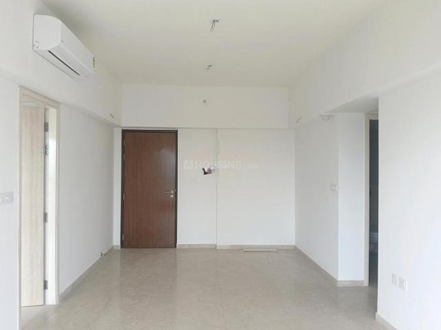 2 BHK Apartment in Jogeshwari East for rent Mumbai. The reference number is 21355337