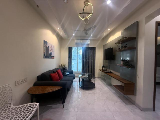 2 BHK Apartment in Jogeshwari East for resale Mumbai. The reference number is 21359844
