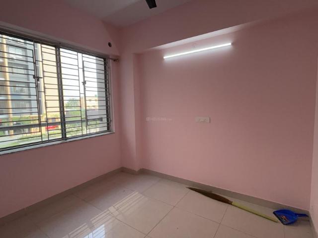 2 BHK Apartment in Joka for rent Kolkata. The reference number is 20474921
