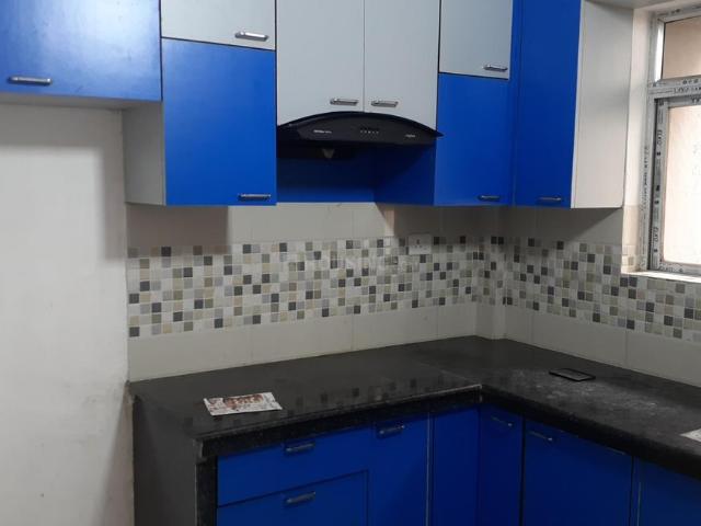2 BHK Apartment in Joka for rent Kolkata. The reference number is 20681533