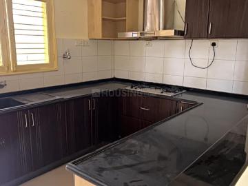 2 BHK Apartment in Jayanagar for rent Bengaluru. The reference number is 18799409