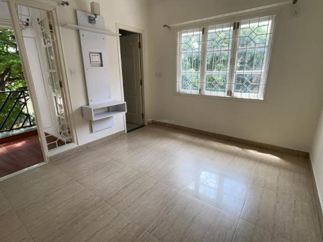 2 BHK Apartment in Jayanagar for resale Bengaluru. The reference number is 20112031