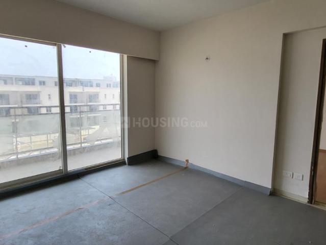 2 BHK Apartment in Jaypee Greens for resale Greater Noida. The reference number is 20229949