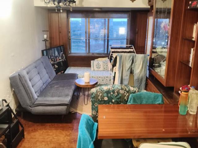 2 BHK Apartment in Jacob Circle for rent Mumbai. The reference number is 20975776