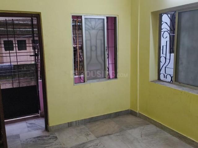 2 BHK Apartment in Jadavpur for rent Kolkata. The reference number is 12401075