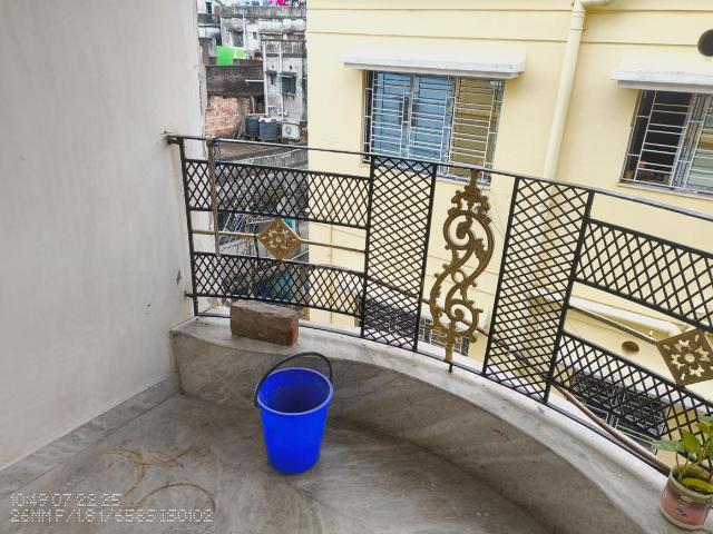 2 BHK Apartment in Jadavpur for rent Kolkata. The reference number is 13845281