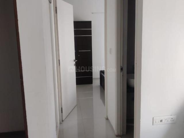2 BHK Apartment in Jagatpur for rent Ahmedabad. The reference number is 17959455