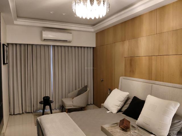 2 BHK Apartment in Jagatpur for rent Ahmedabad. The reference number is 19020044