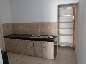 2 BHK Apartment in Jagatpur for rent Ahmedabad. The reference number is 19211019