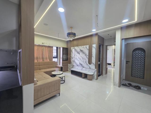 2 BHK Apartment in Jagatpur for rent Ahmedabad. The reference number is 19617173