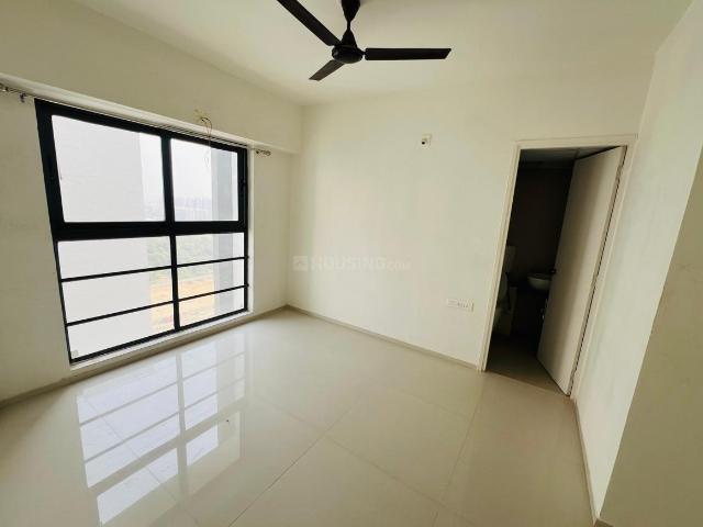2 BHK Apartment in Jagatpur for rent Ahmedabad. The reference number is 20005476