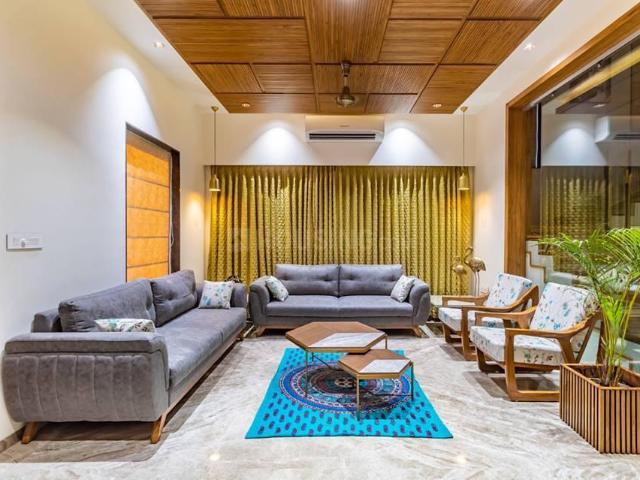 2 BHK Apartment in Jagatpur for rent Ahmedabad. The reference number is 20401543